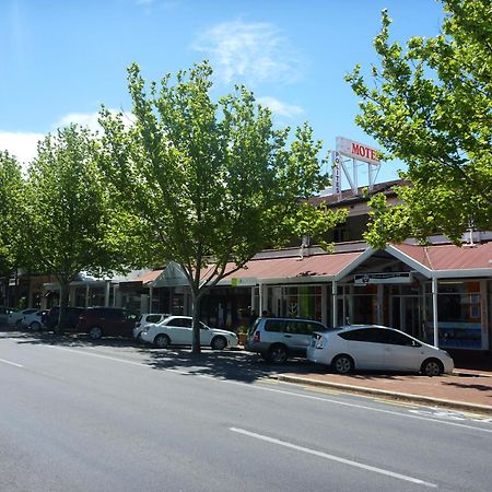 Adelaide Travellers Inn Backpackers Hostel Exterior photo