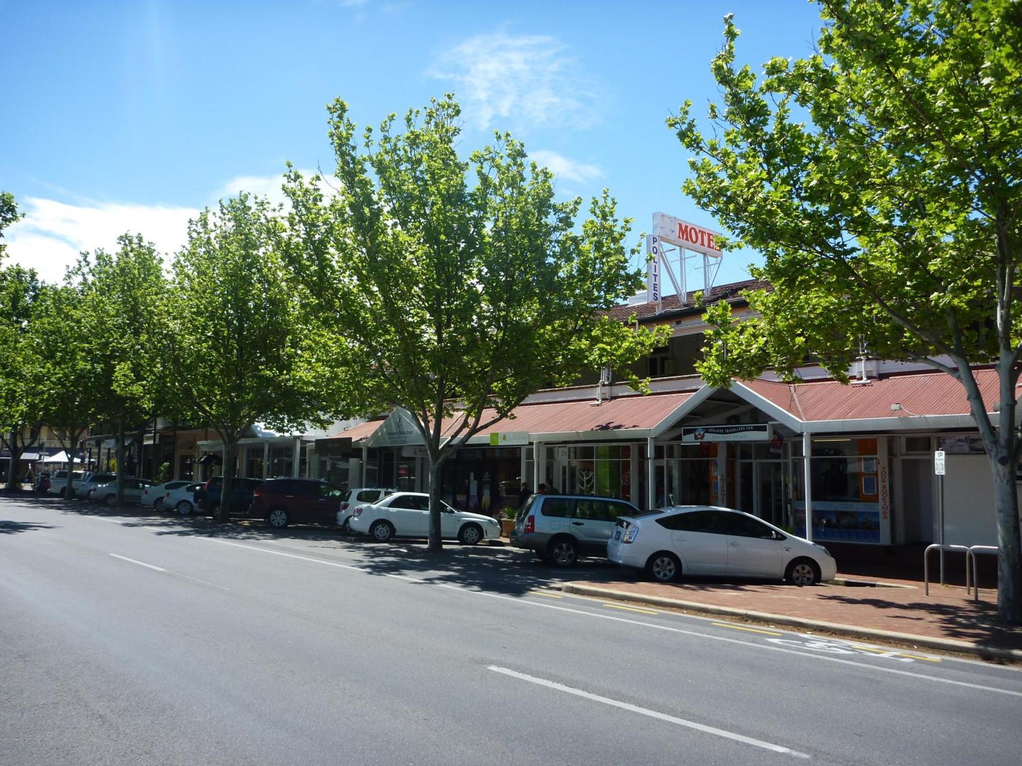 Adelaide Travellers Inn Backpackers Hostel Exterior photo